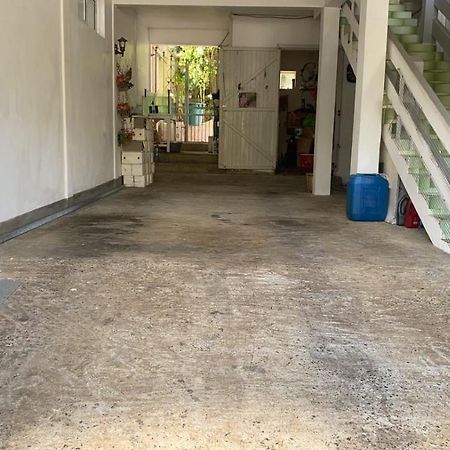 Justice Seaview Apartment Ле Морн Екстериор снимка