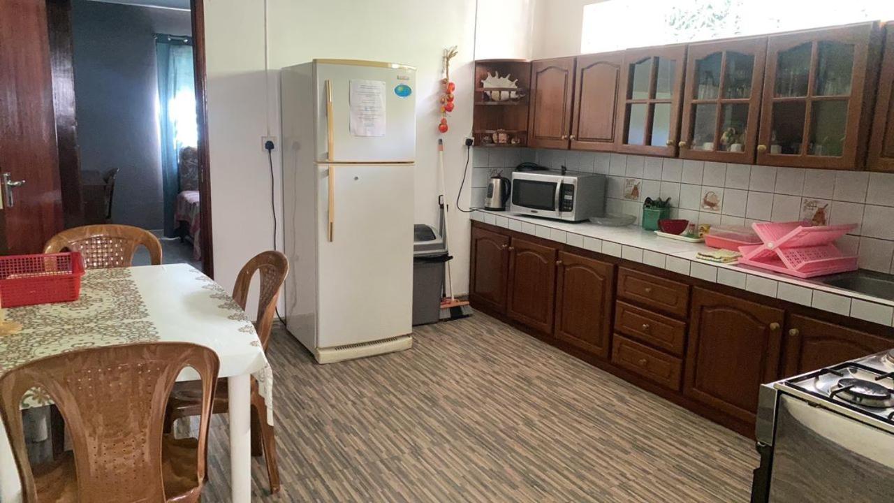 Justice Seaview Apartment Ле Морн Екстериор снимка